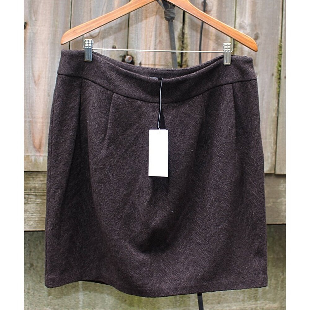 New w/Tags - Eileen Fisher Herringbone Distorted Wool Blend Pleated Skirt, Lrg